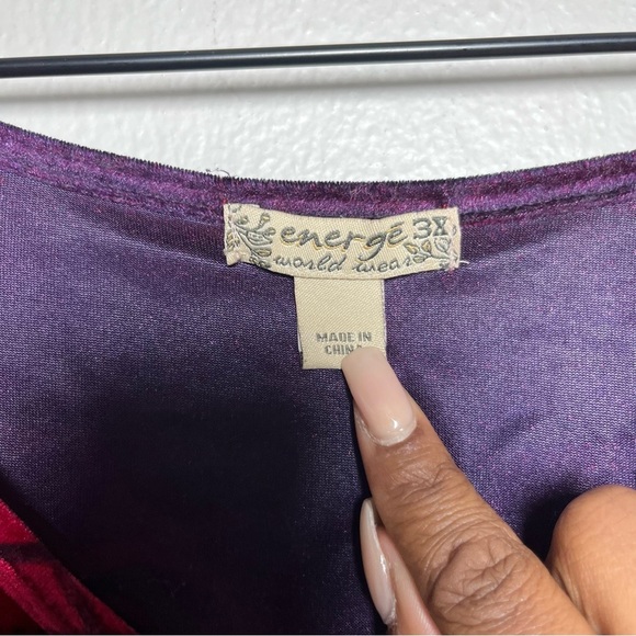 Energe Women Top 3X Red Velvet Burnout Empire Waist Half Sleeve Sequins Art‎ - Picture 2 of 9